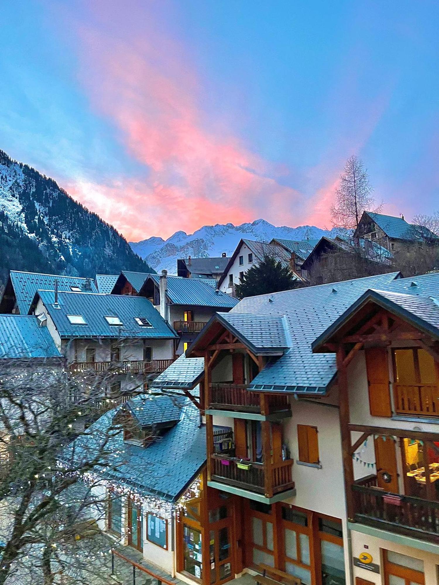 Вілла La Grange St. Cyprien, Venosc - Les Deux Alpes Екстер'єр фото